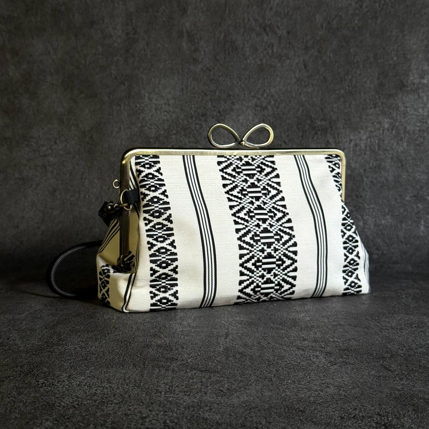 《烏羽献上》横型がま口お散歩ミニショルダー〈正絹・着物帯リメイク〉