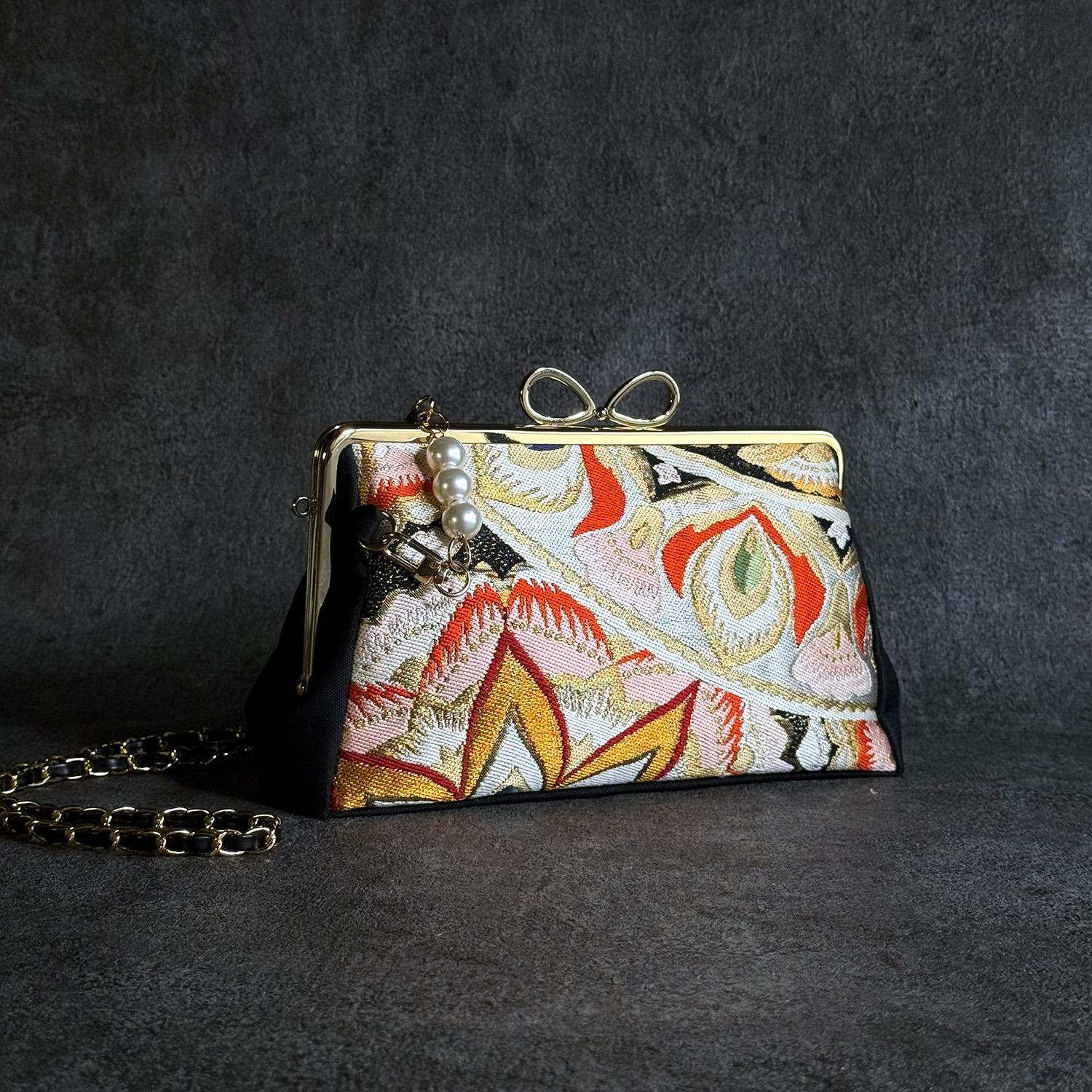 《唐華文》横型がま口お散歩ミニショルダー〈正絹・着物帯リメイク〉