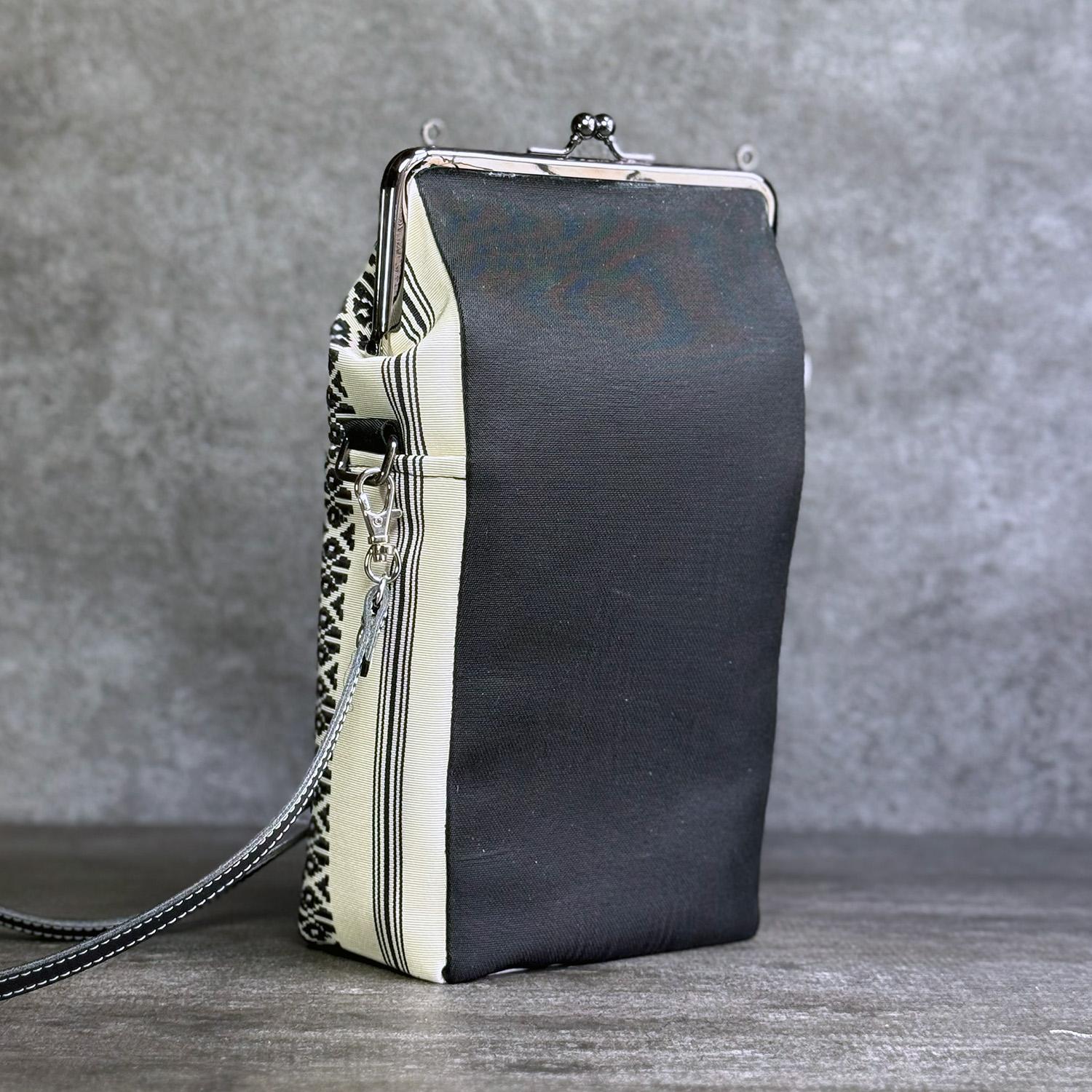 《烏羽献上》縦型がま口お散歩ミニショルダー（大）〈正絹・着物帯リメイク〉 | 2枚目