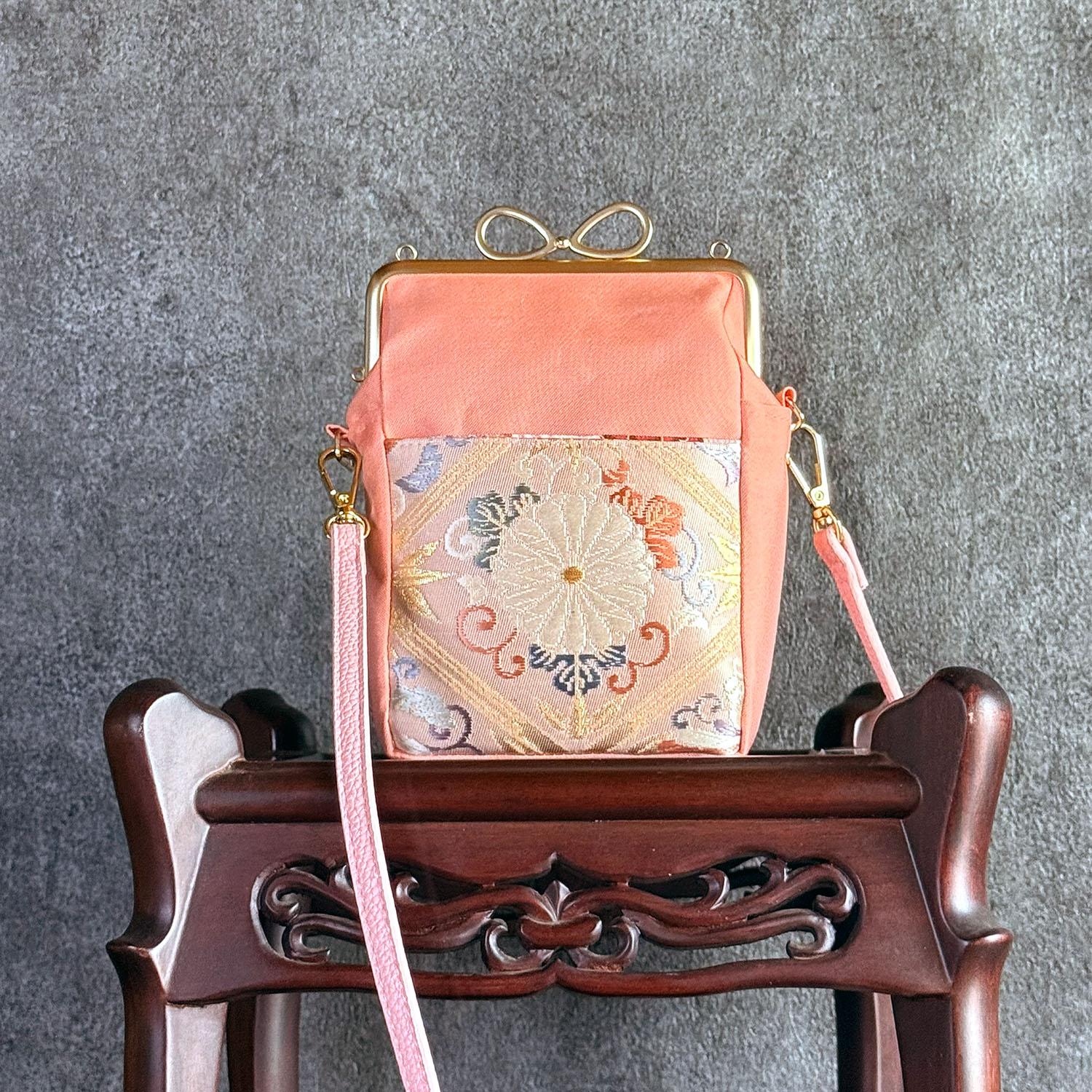 《東雲》縦型がま口お散歩ミニショルダー（小）〈正絹・着物帯リメイク〉