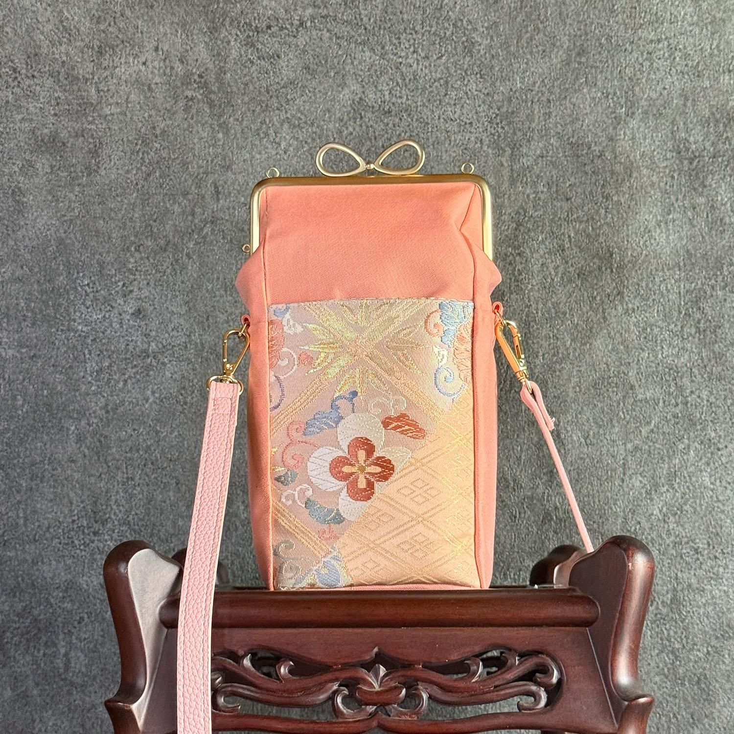 《東雲》縦型がま口お散歩ミニショルダー（大）〈正絹・着物帯リメイク〉1枚目の画像